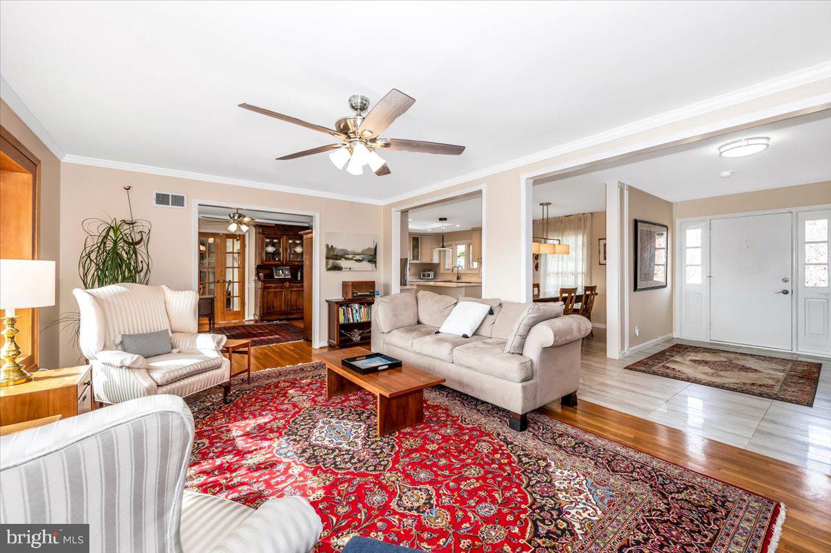 ANCIENT OAK - Residential