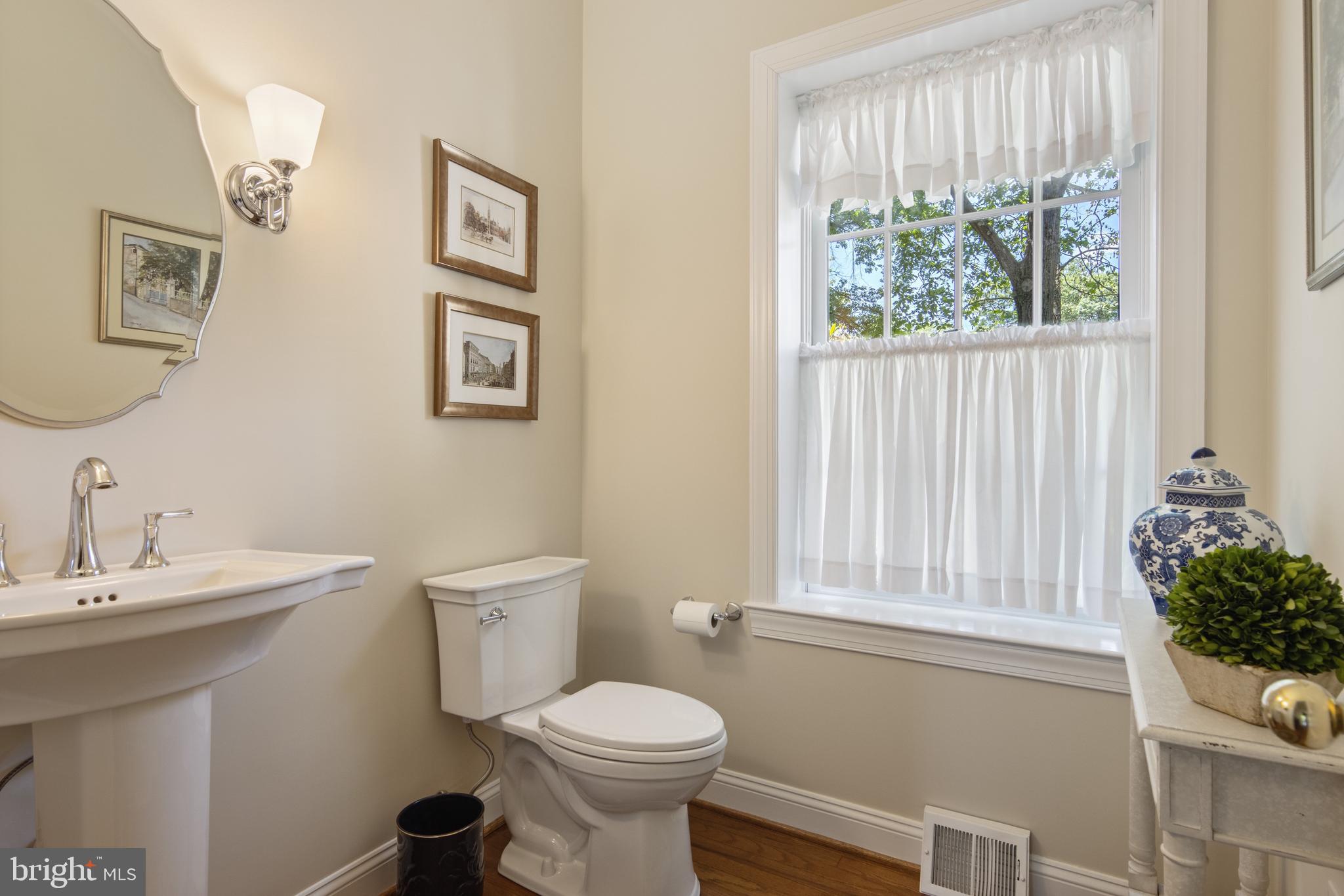 TREYBURN - Residential