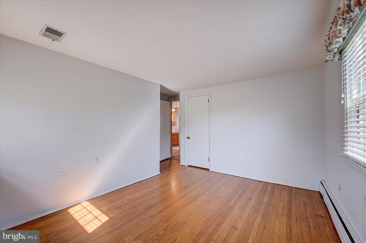 WILLOWBROOK - Residential
