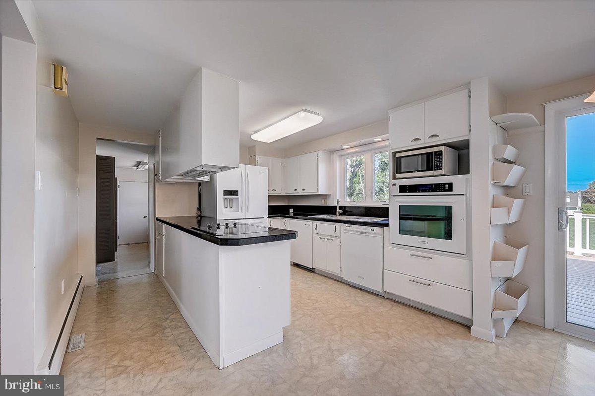 WILLOWBROOK - Residential