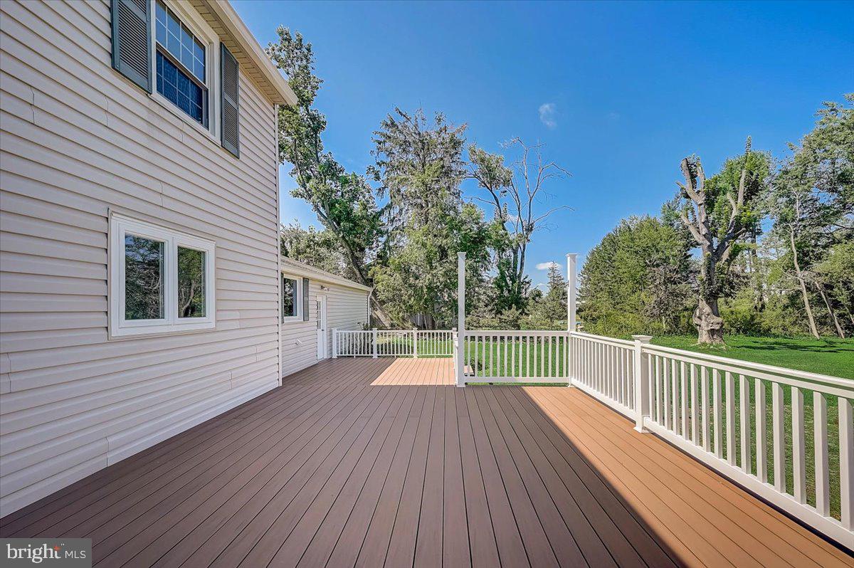 WILLOWBROOK - Residential