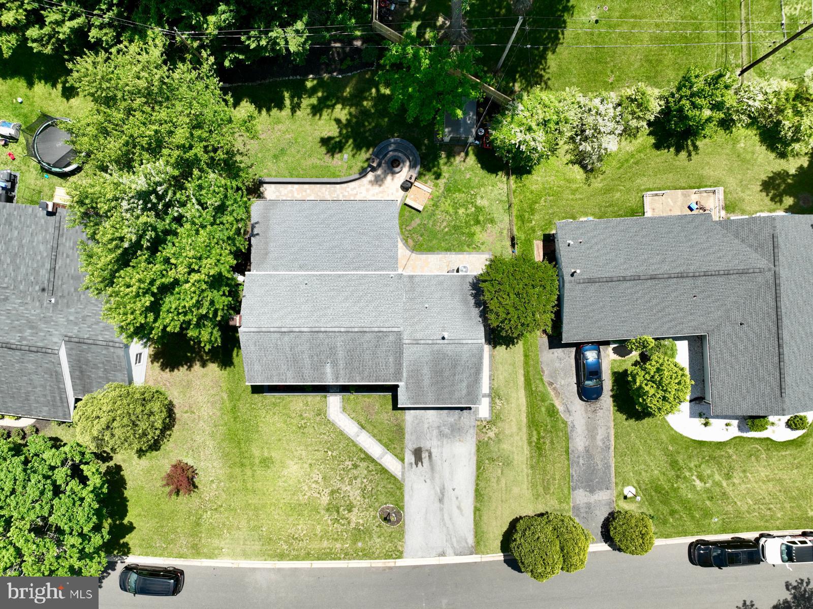 15709 PRESSWICK LANE