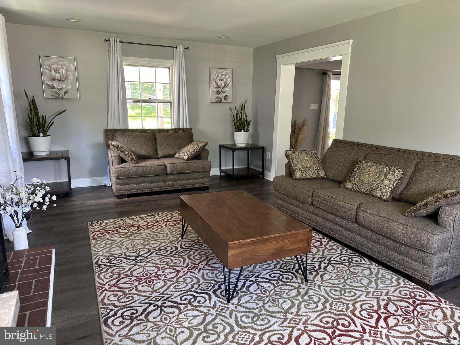 POINTER RIDGE - Residential