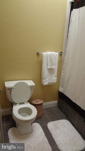 WASHINGTON VILLAGE - Residential