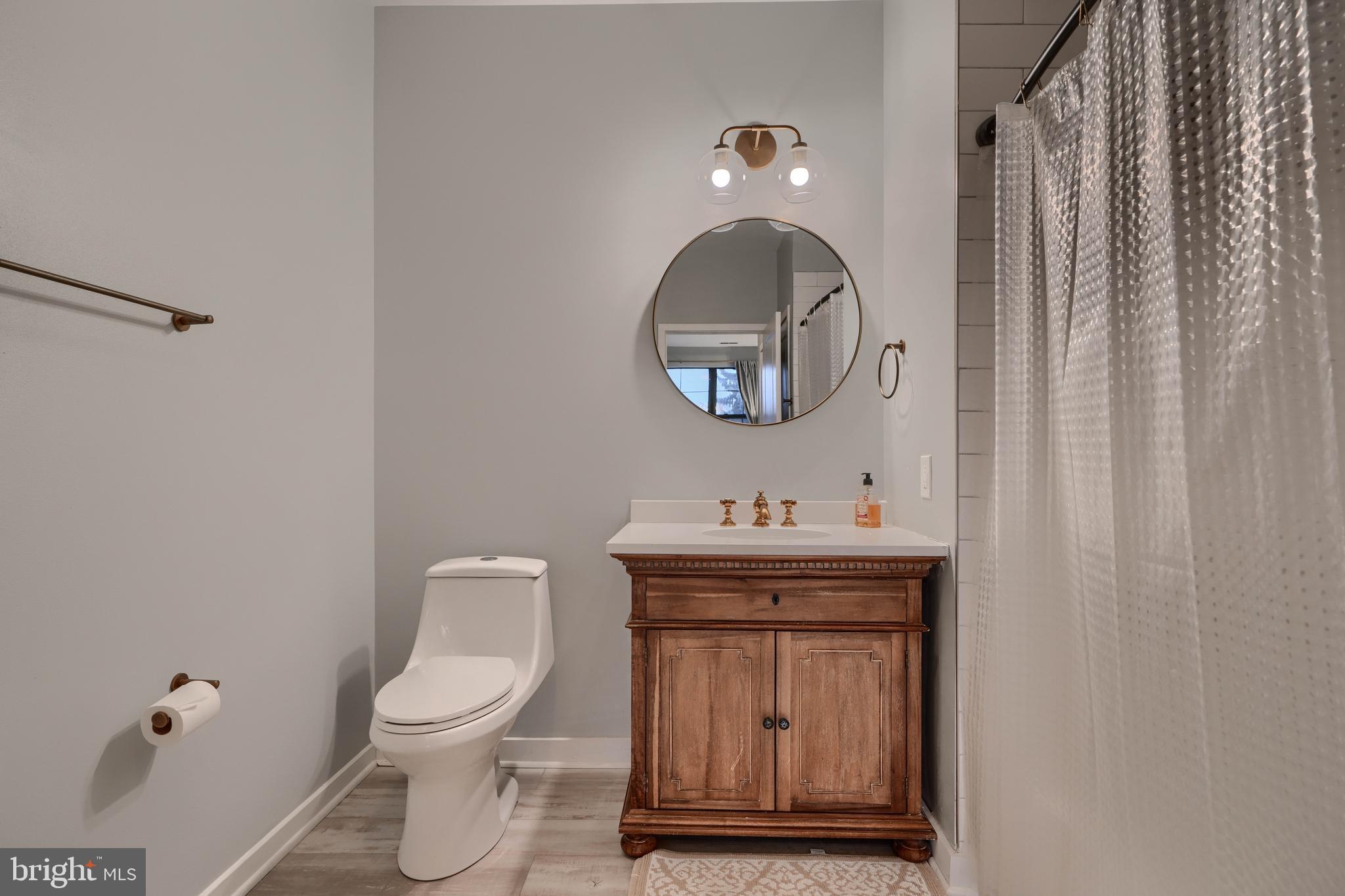 CHARLES VILLAGE - Residential Lease