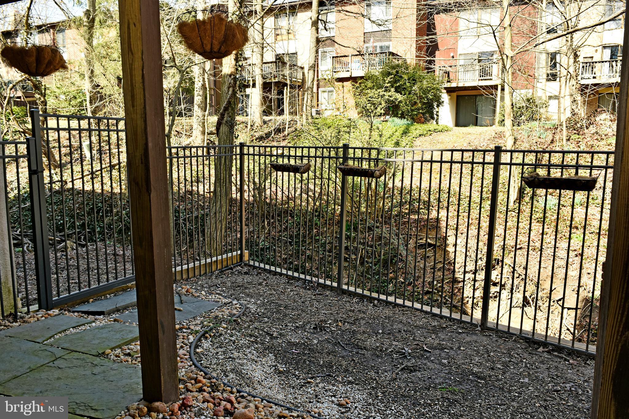 WILDE LAKE - Residential Lease