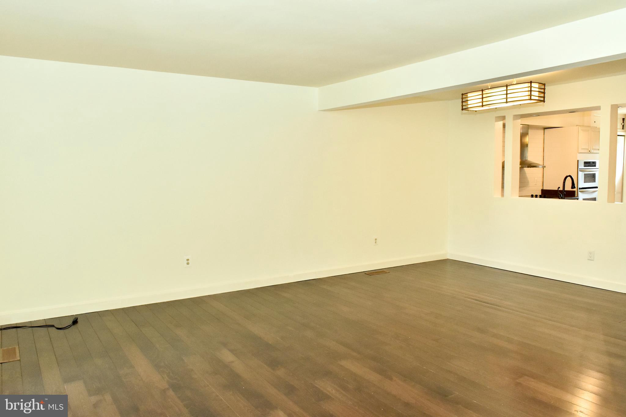 WILDE LAKE - Residential Lease