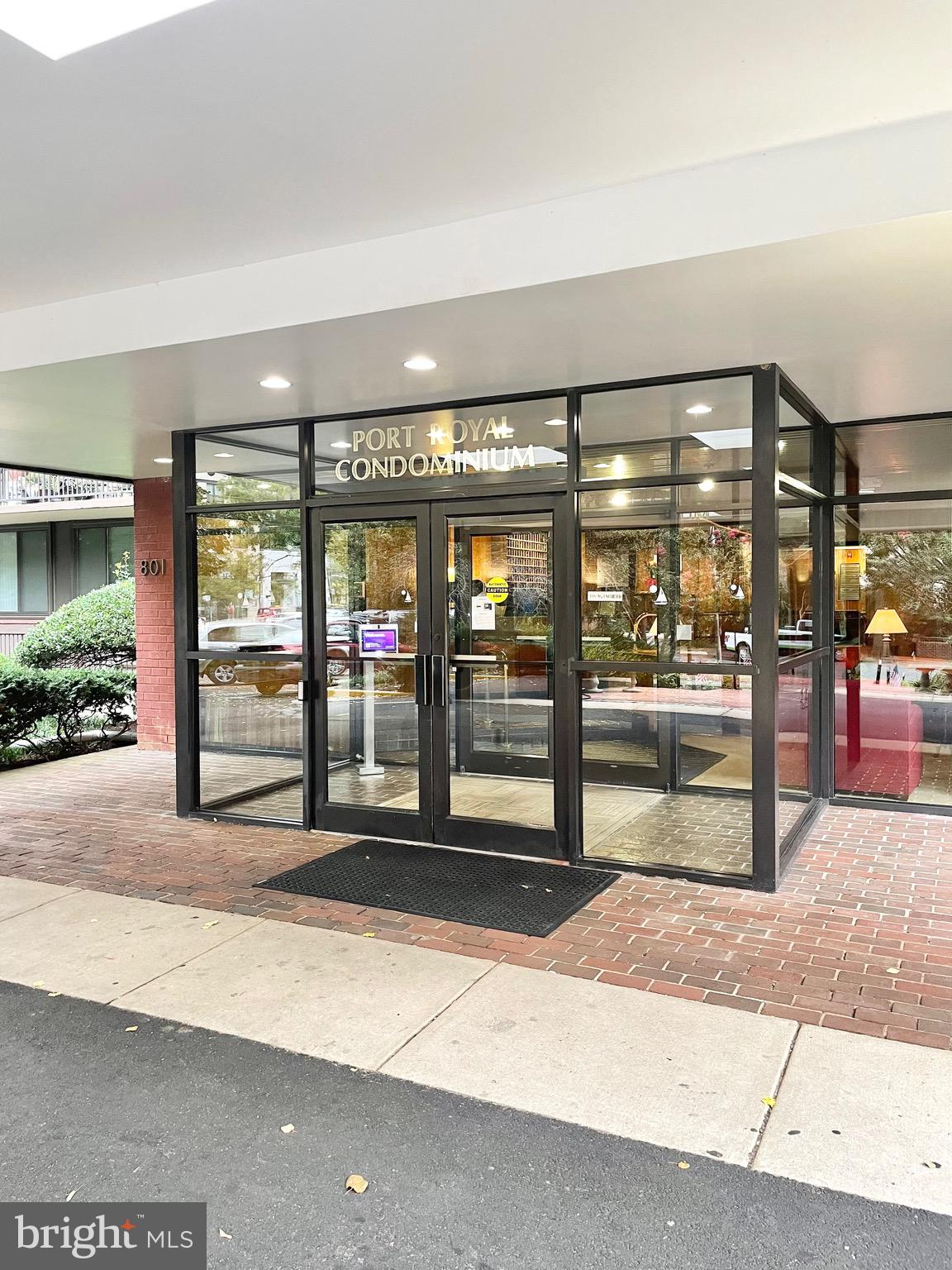 PORT ROYAL - Residential Lease