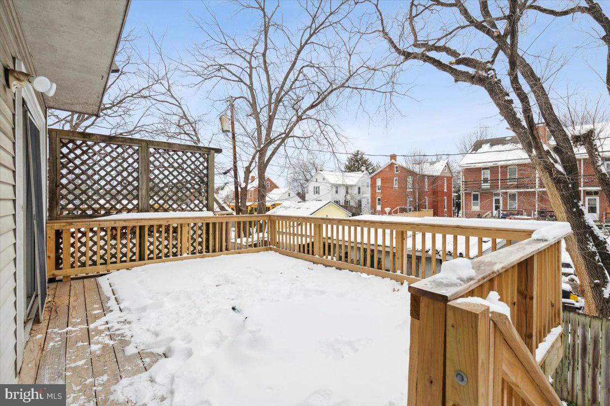 PLAYERS VILLAGE - Residential