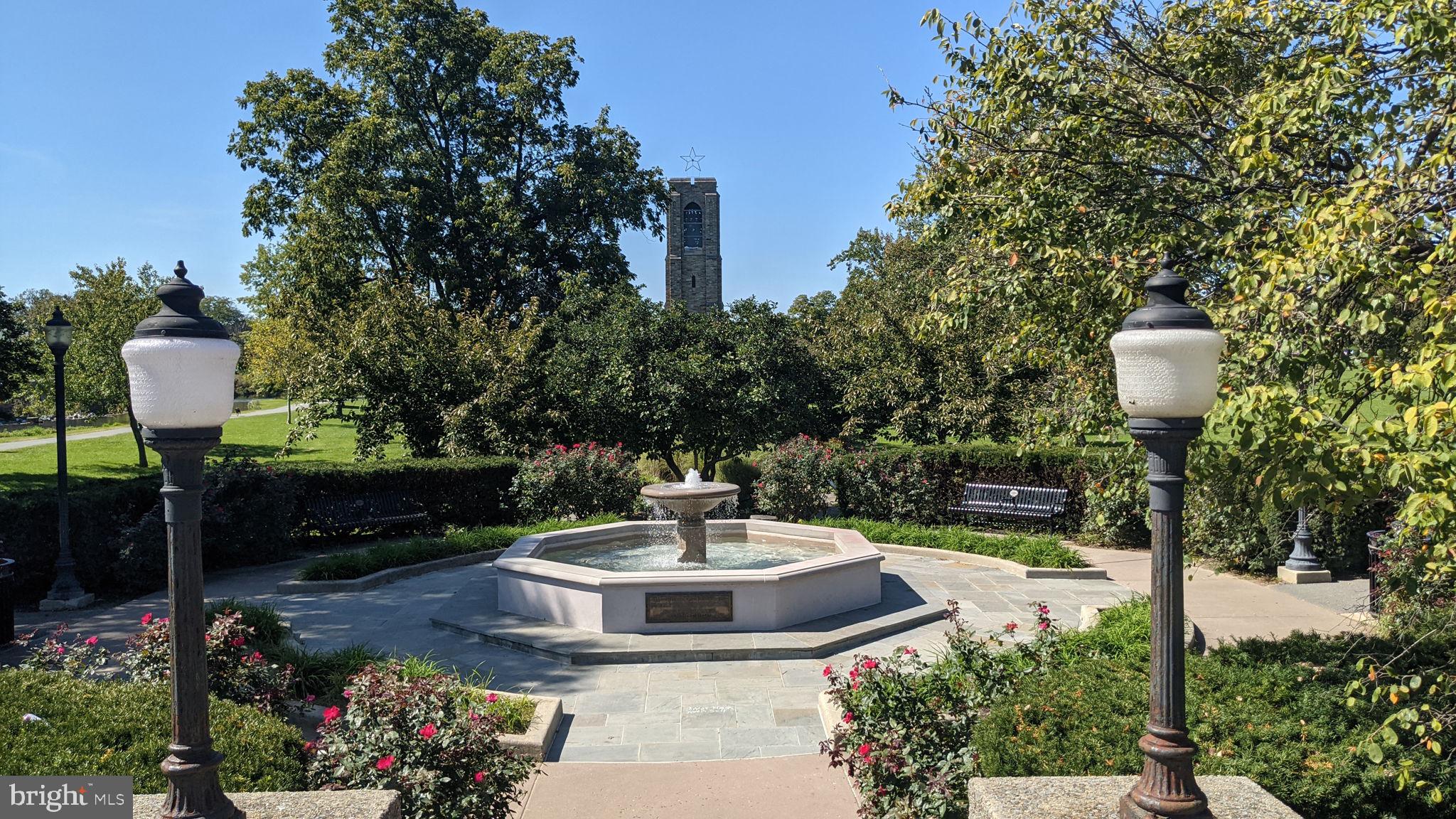 PLAYERS VILLAGE - Residential