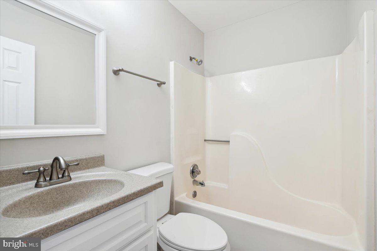 PLAYERS VILLAGE - Residential