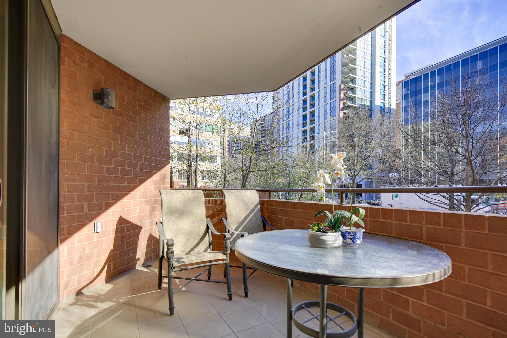 EASTVIEW AT BALLSTON METRO - Residential