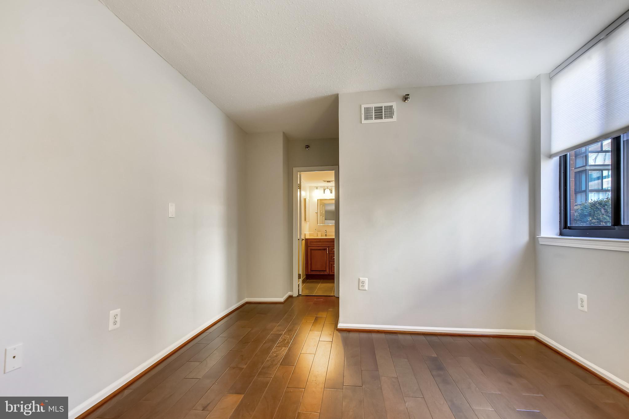 EASTVIEW AT BALLSTON METRO - Residential