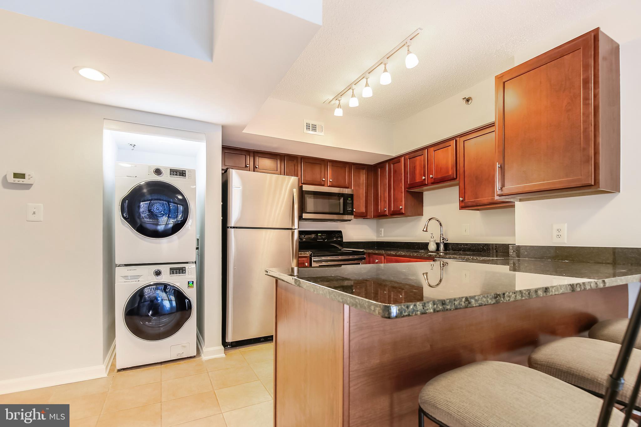 EASTVIEW AT BALLSTON METRO - Residential