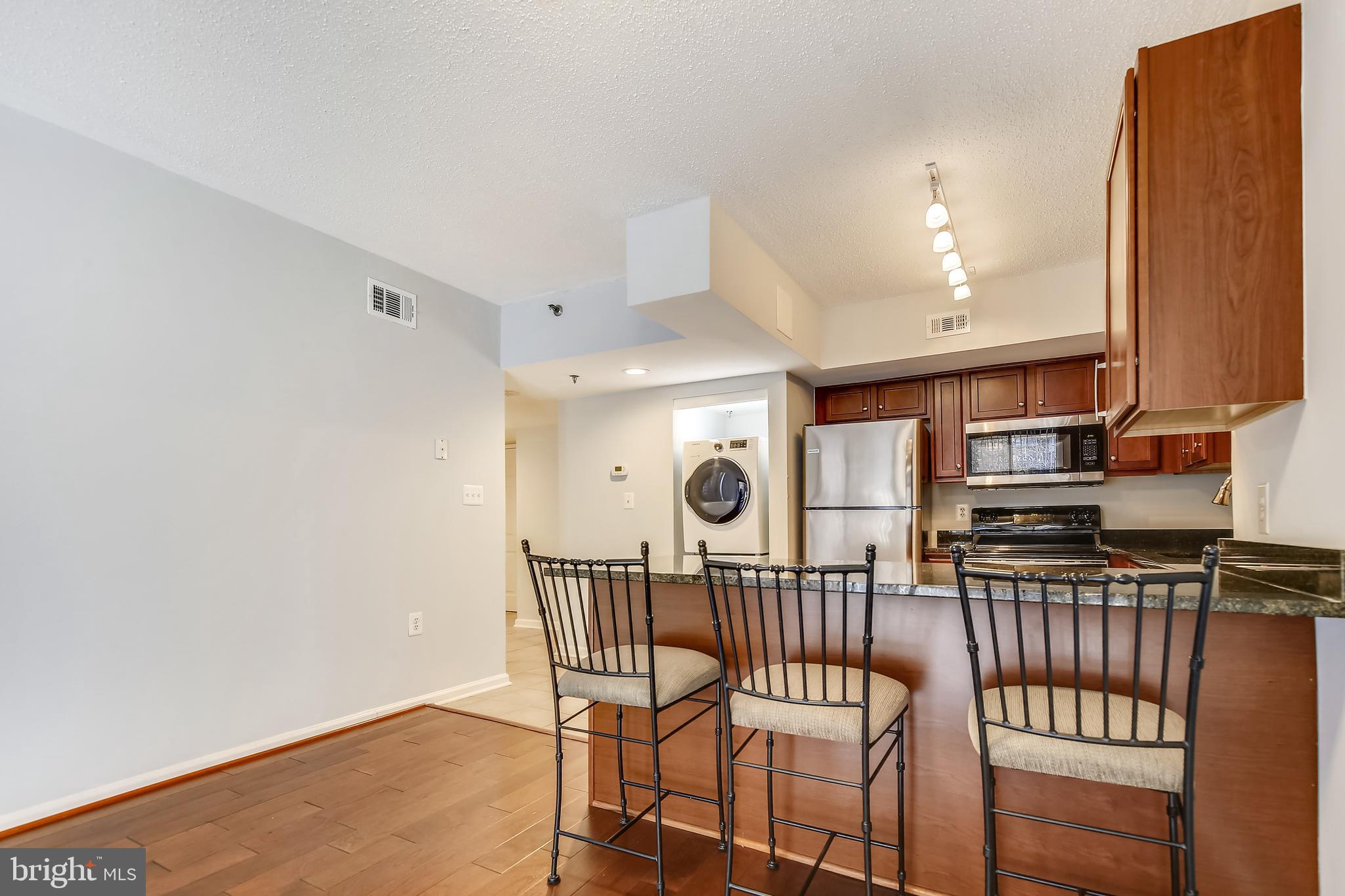 EASTVIEW AT BALLSTON METRO - Residential