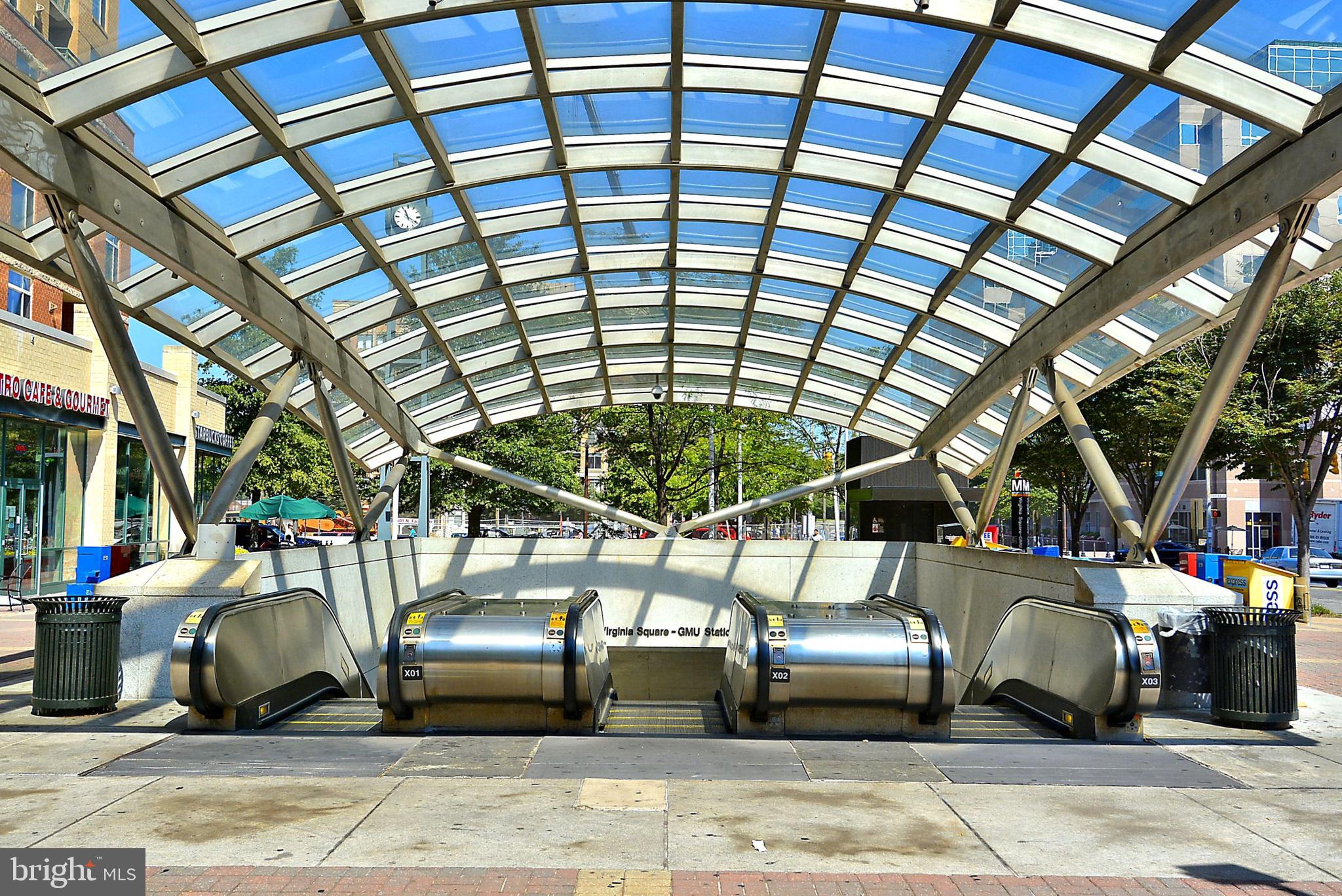 EASTVIEW AT BALLSTON METRO - Residential