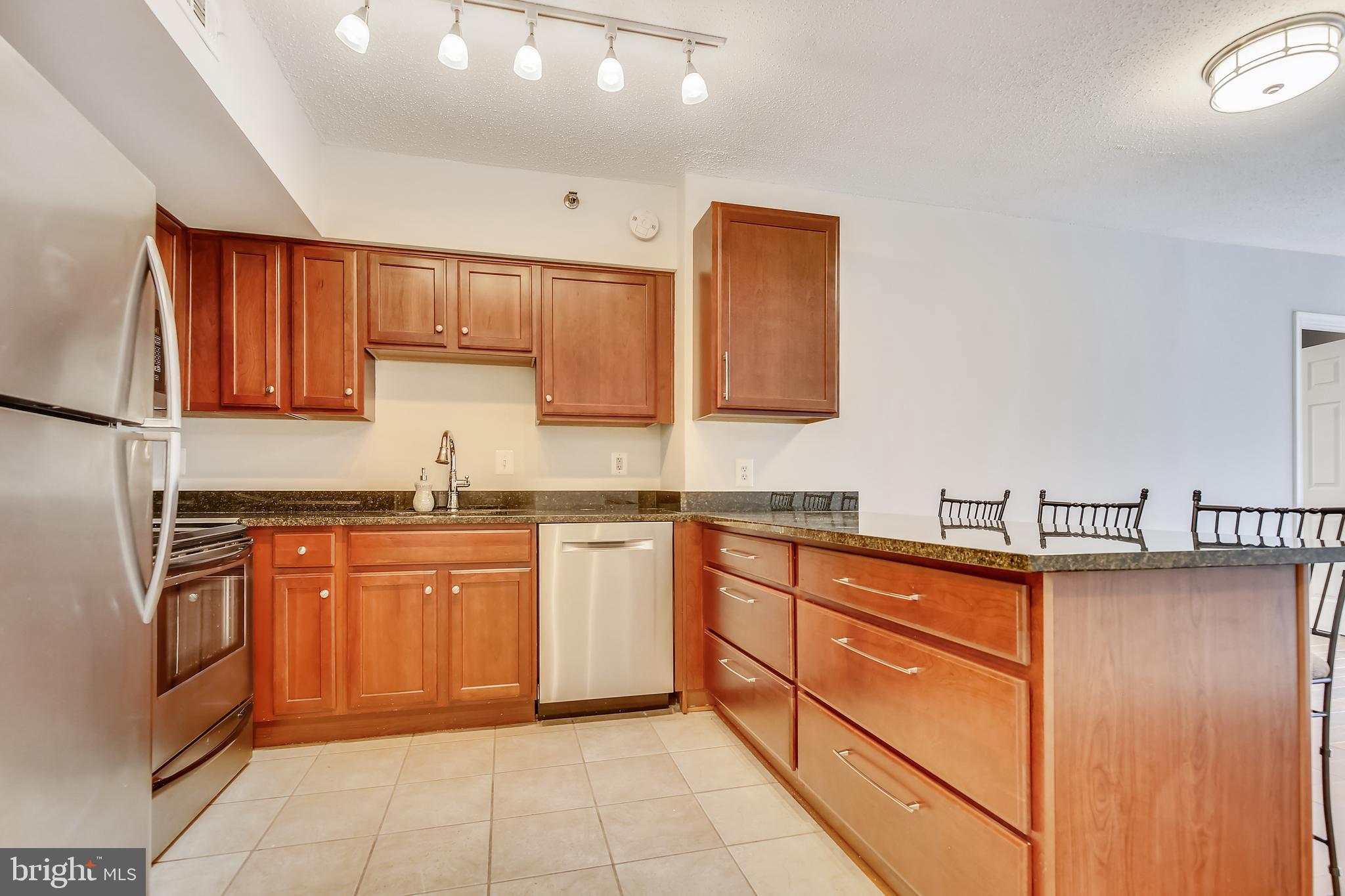 EASTVIEW AT BALLSTON METRO - Residential