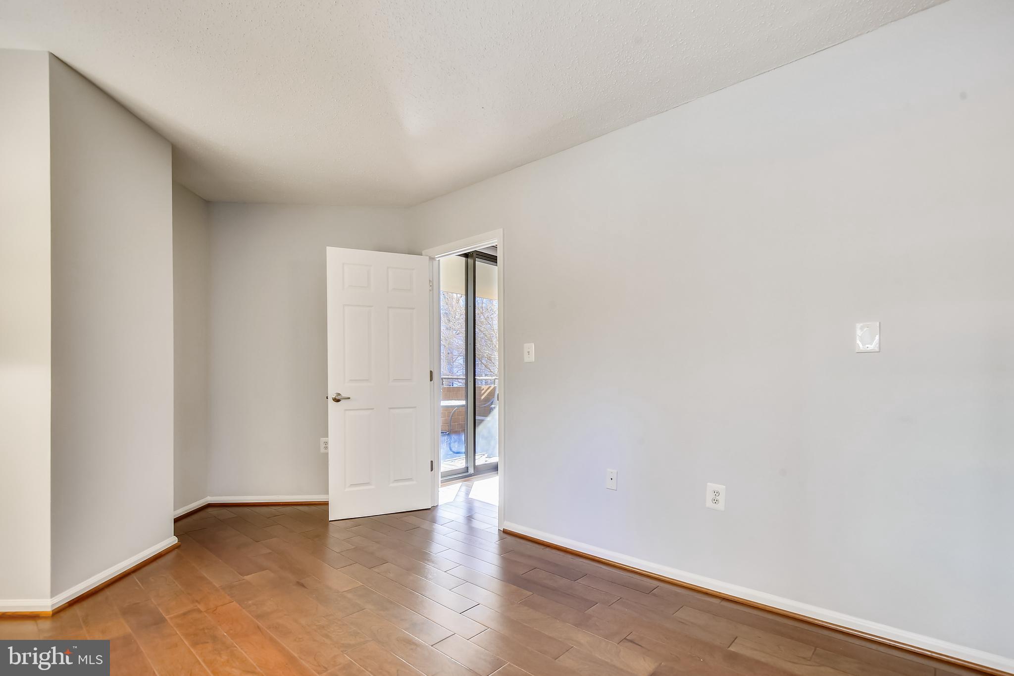 EASTVIEW AT BALLSTON METRO - Residential