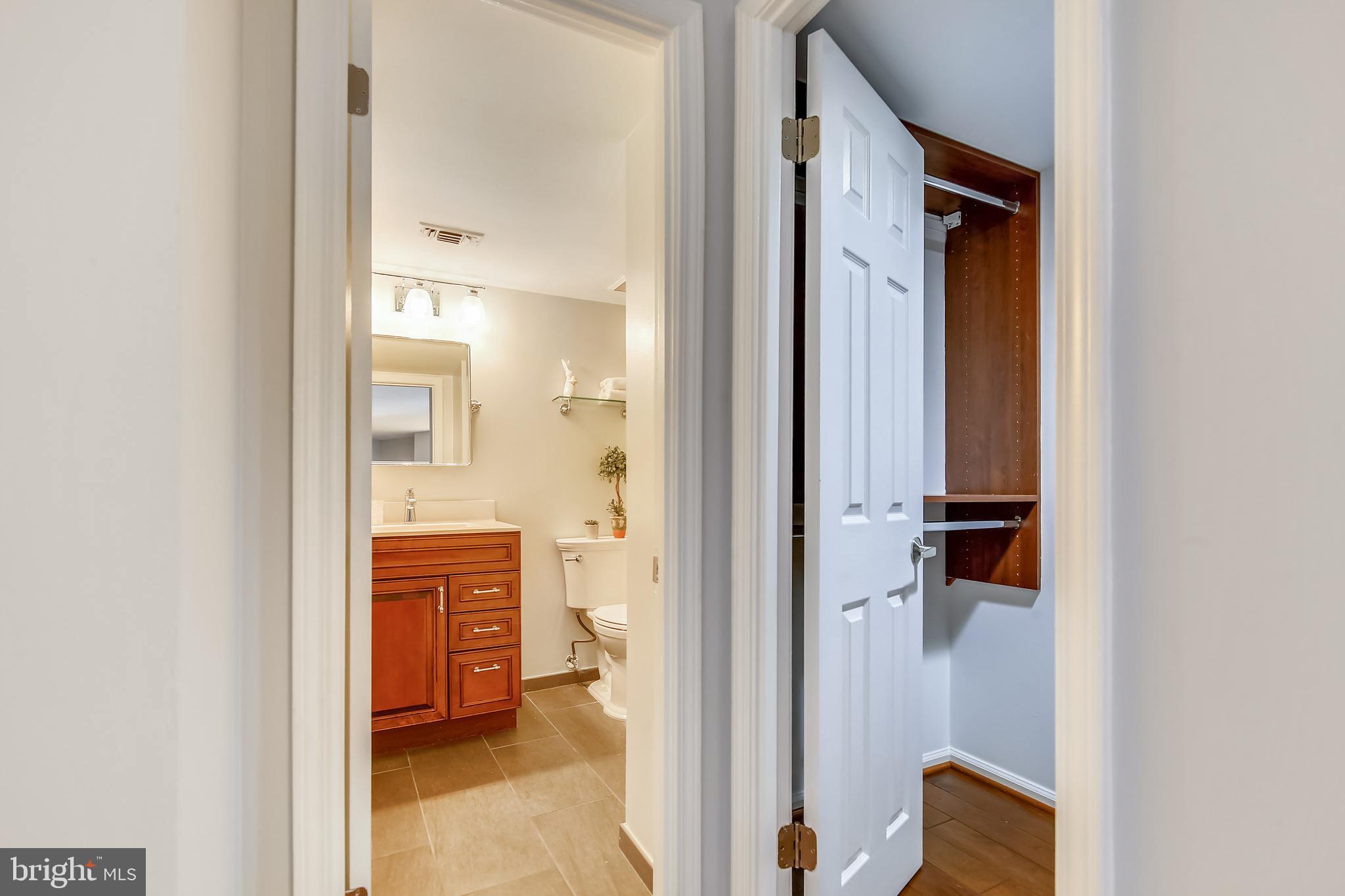 EASTVIEW AT BALLSTON METRO - Residential