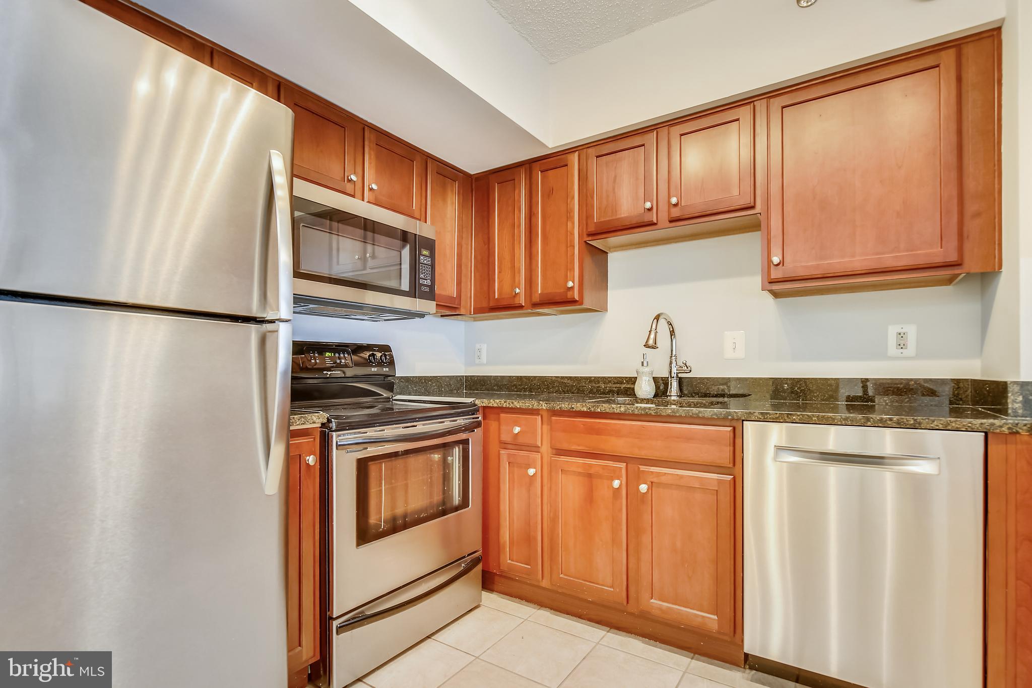 EASTVIEW AT BALLSTON METRO - Residential