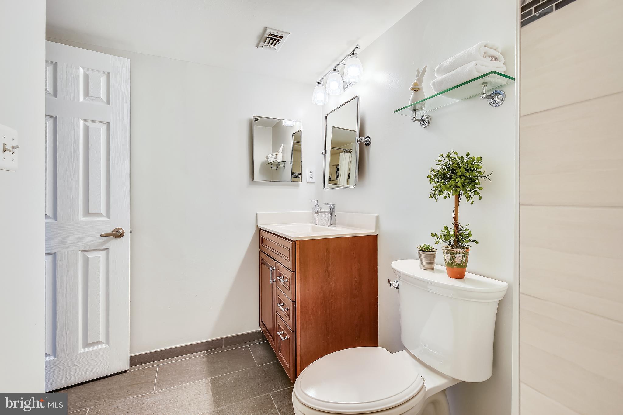 EASTVIEW AT BALLSTON METRO - Residential