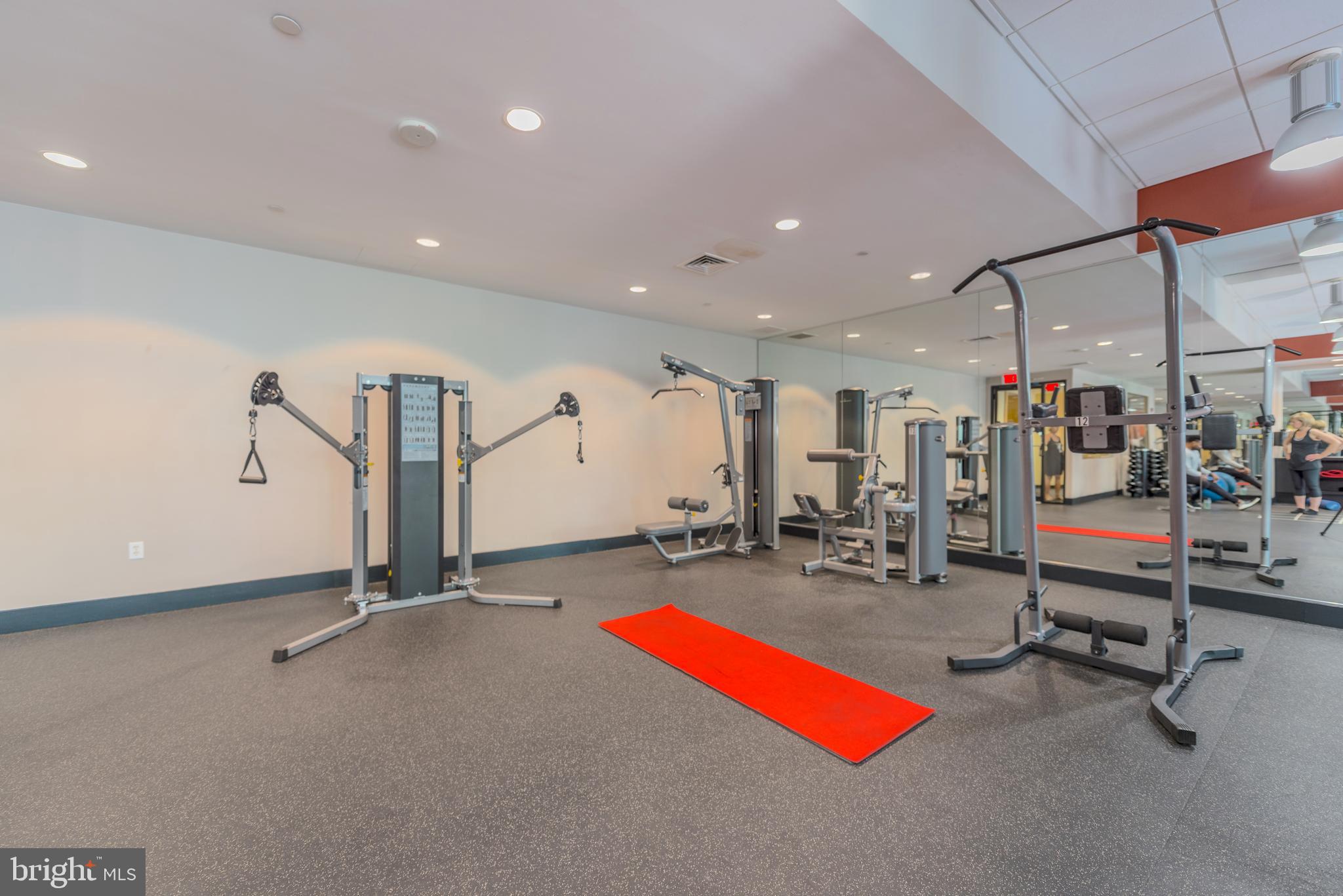 ONE NATIONAL HARBOR CONDOMINIUM - Residential Lease