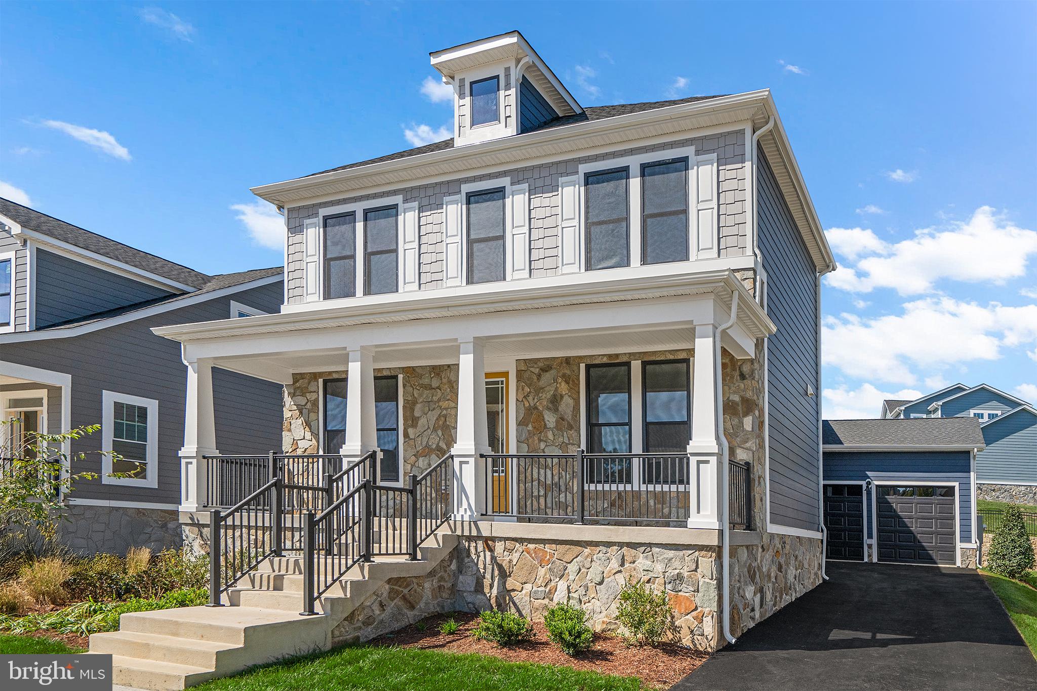 1012 CAPTAIN RICHARDS COURT