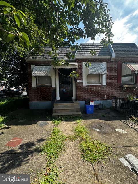 Townhouse For Sale - 2001 E Cheltenham Avenue<br/> PHILADELPHIA, PA 19124