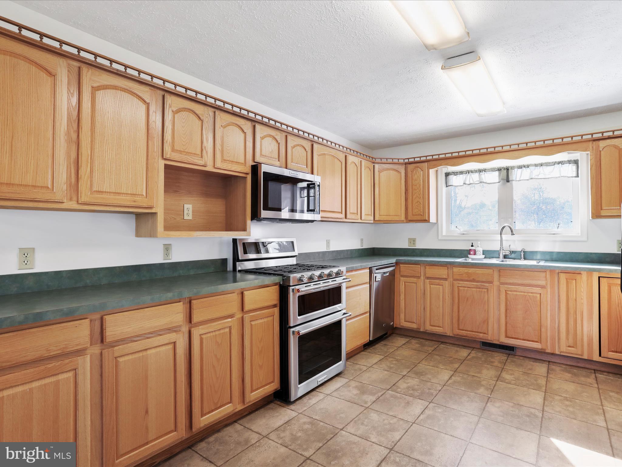 TABLER ESTATES - Residential