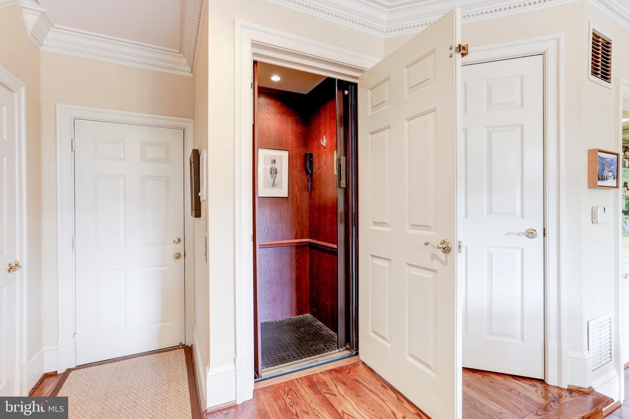 HARBORSIDE - Residential