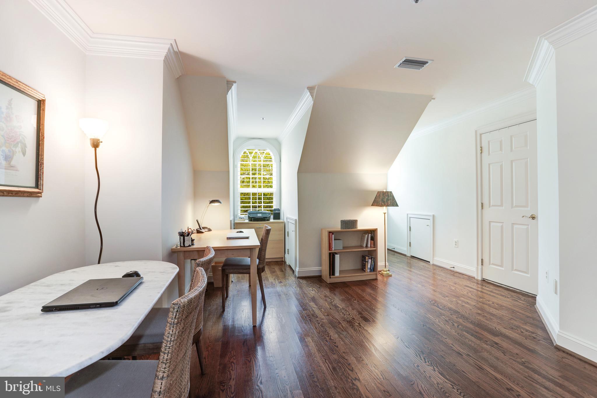 HARBORSIDE - Residential