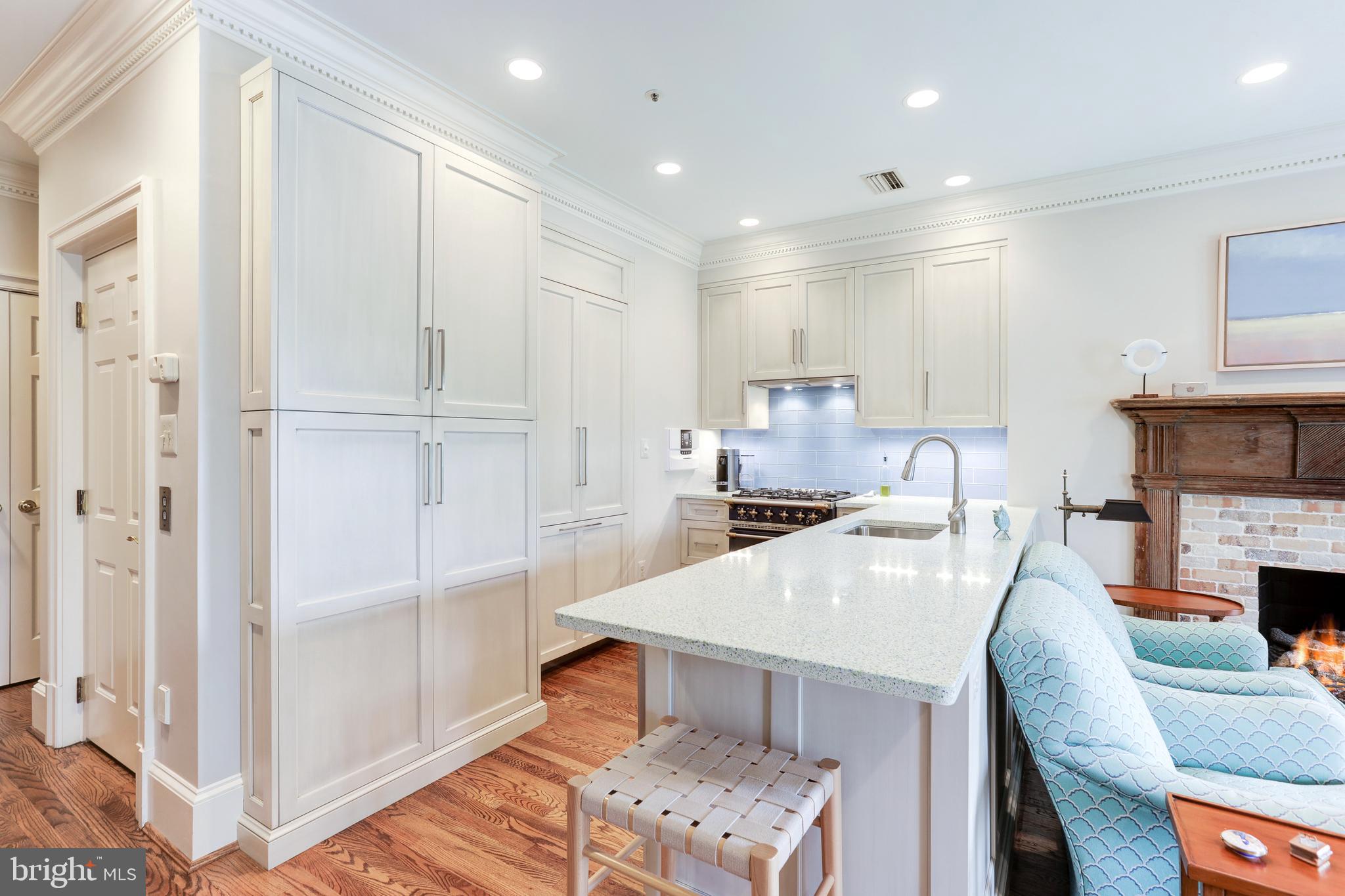 HARBORSIDE - Residential