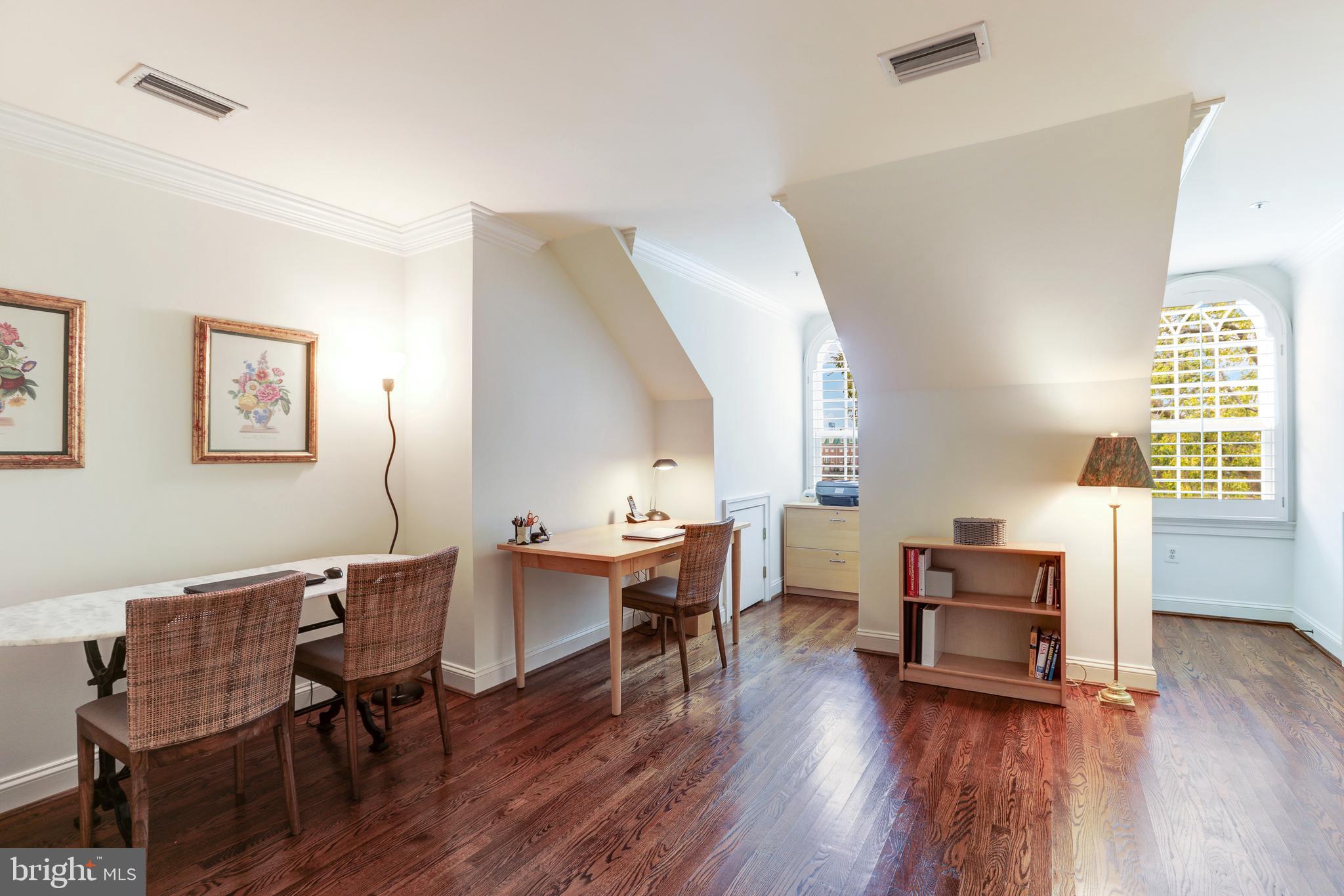 HARBORSIDE - Residential