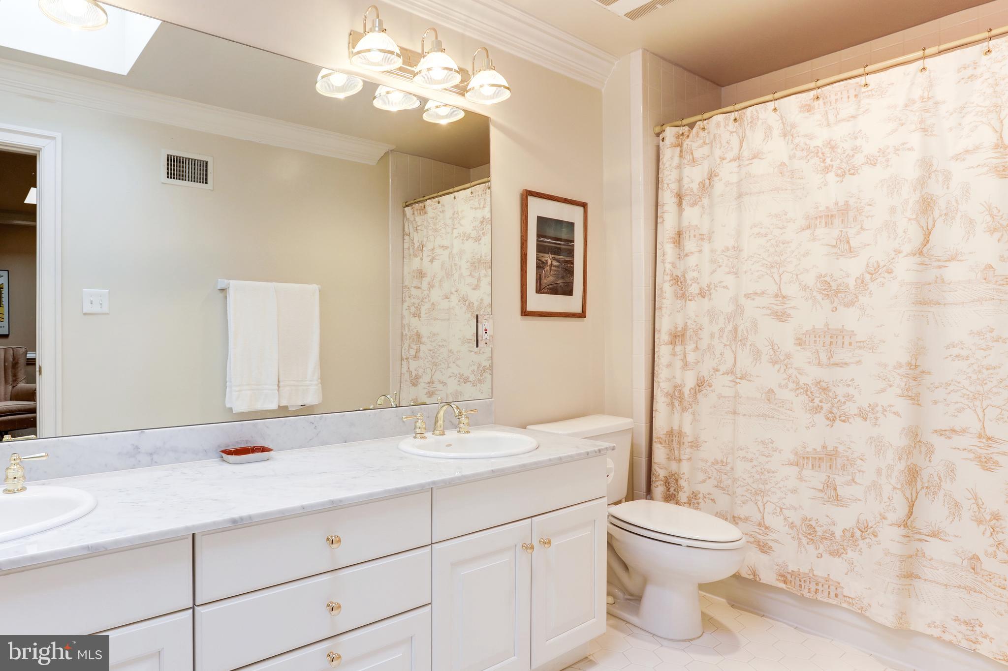 HARBORSIDE - Residential