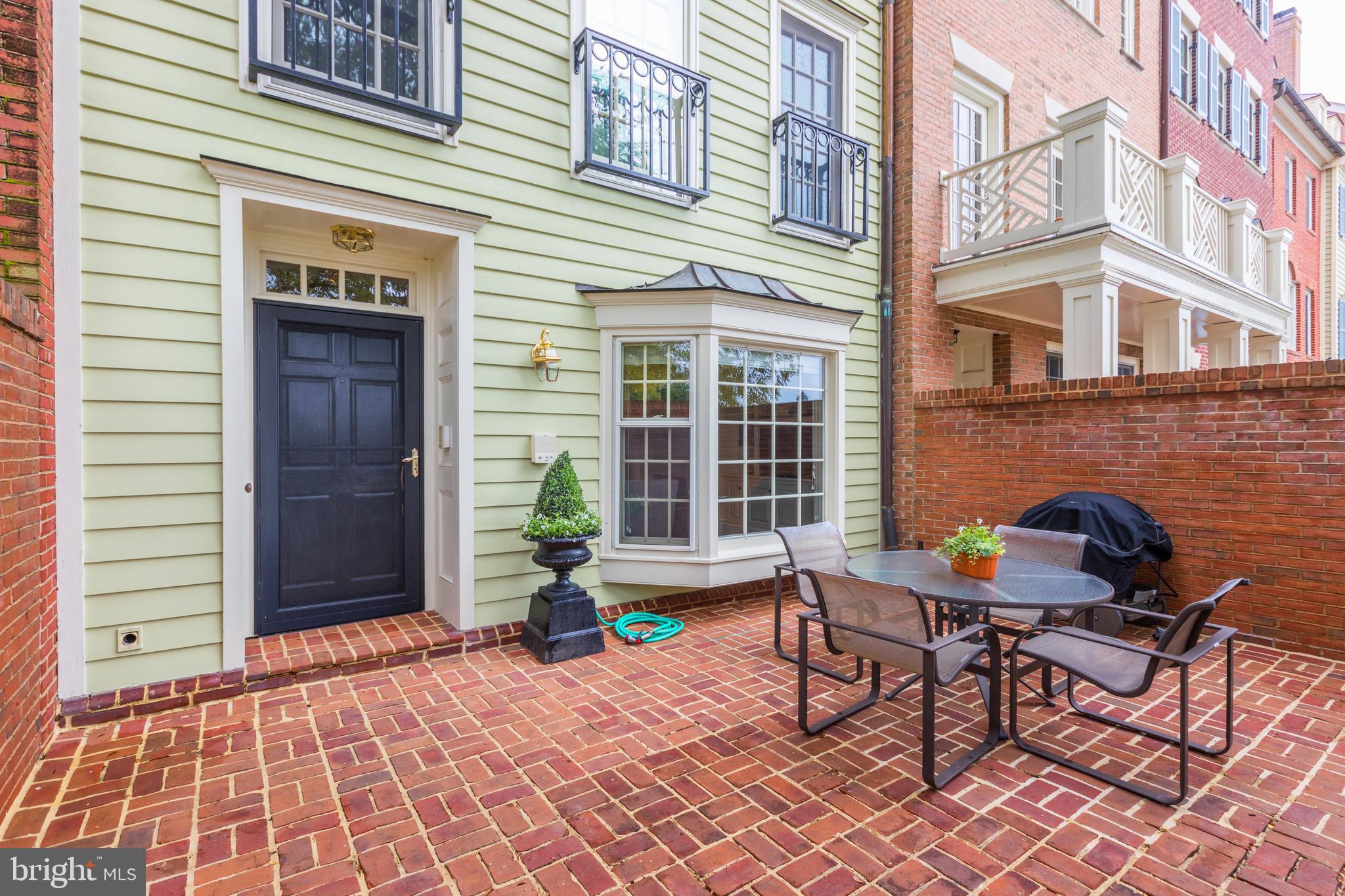 HARBORSIDE - Residential