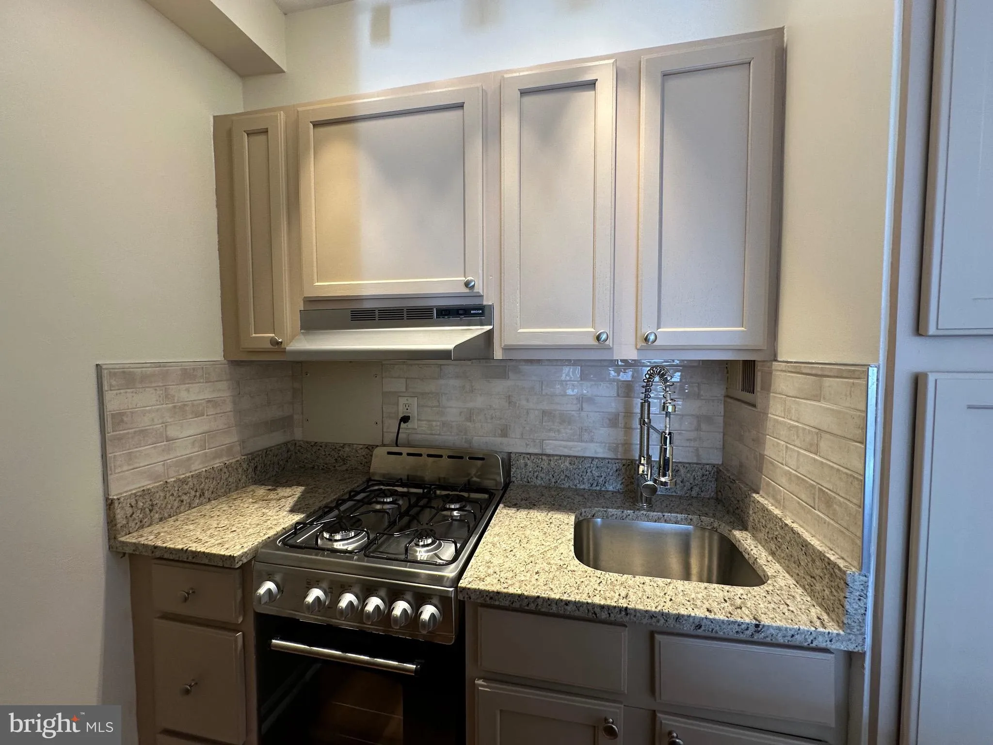 Philadelphia, Pennsylvania 19103, United States, 1 Bedroom Bedrooms, ,1 BathroomBathrooms,Residential,Active,239273