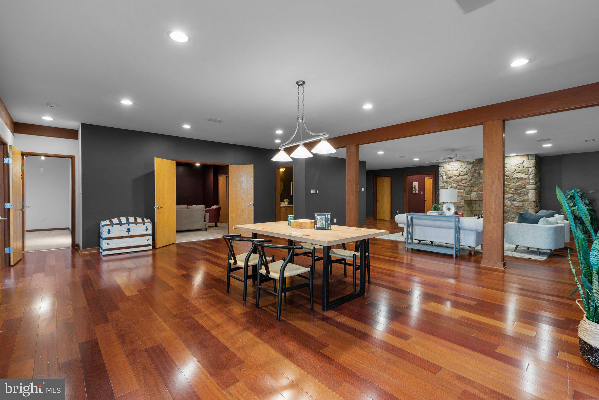 BELVOIR FARMS - Residential