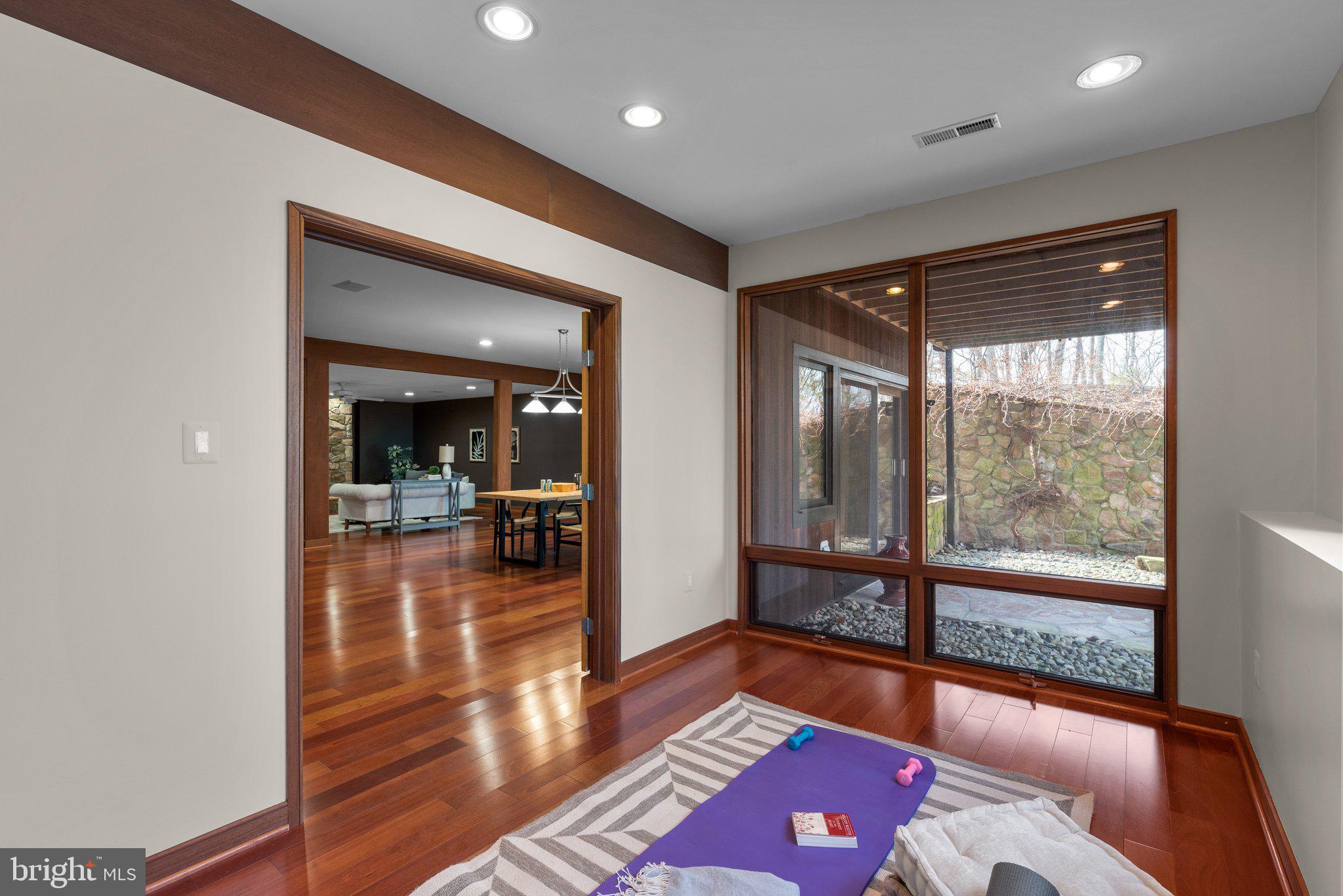 BELVOIR FARMS - Residential