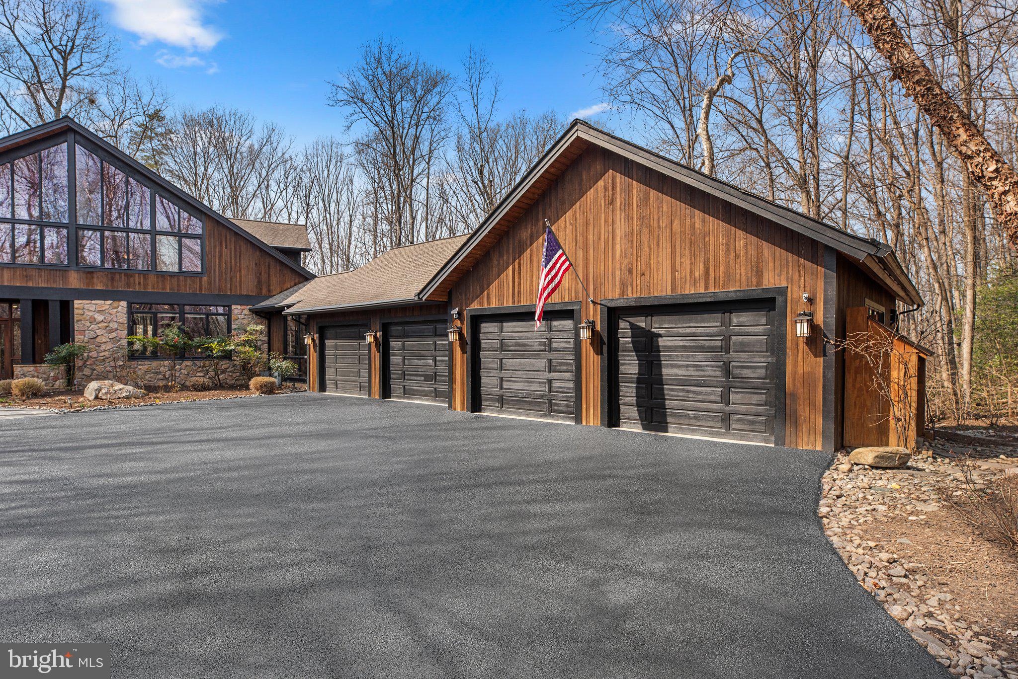 BELVOIR FARMS - Residential