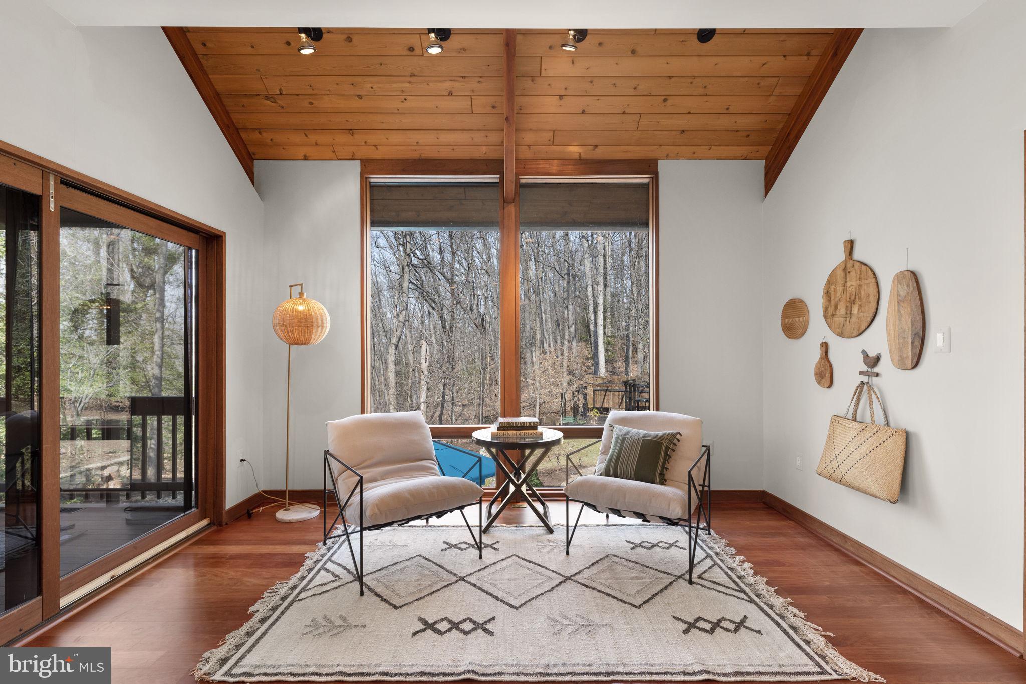 BELVOIR FARMS - Residential