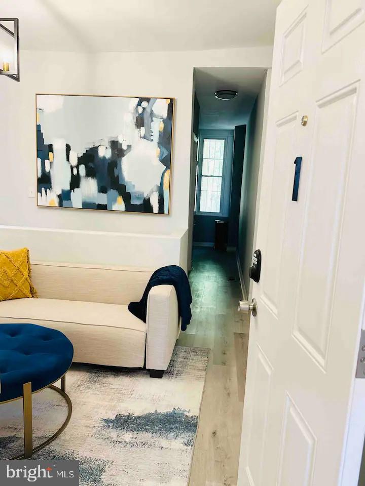 UPTON - Residential Lease