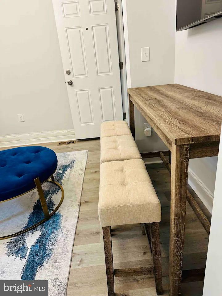 UPTON - Residential Lease