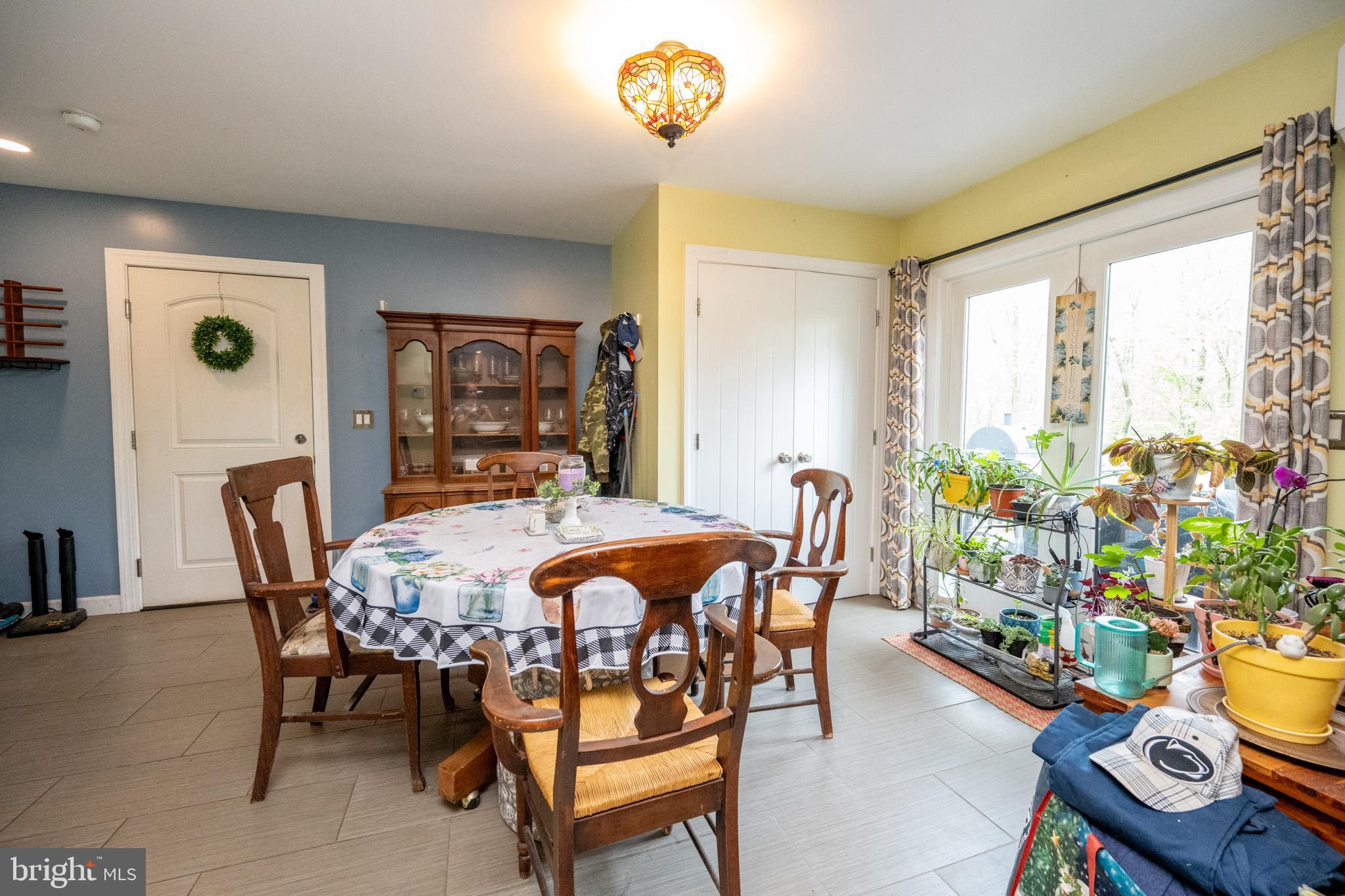 THE HIGHLANDS - Residential