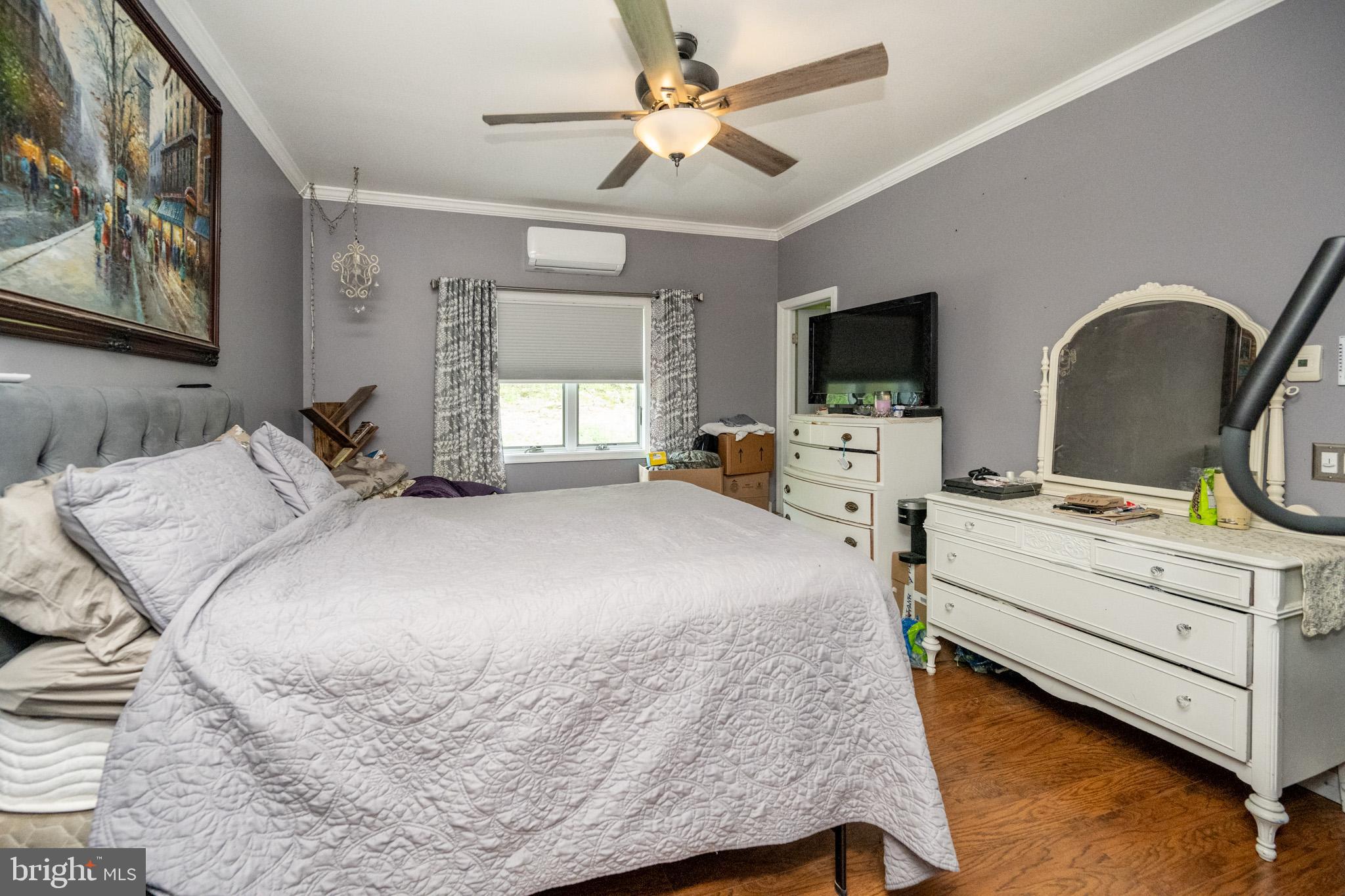 THE HIGHLANDS - Residential