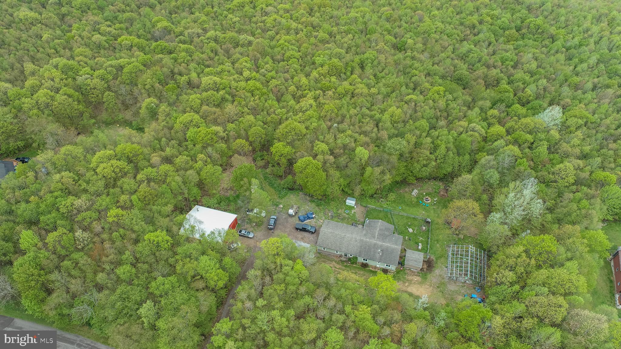 THE HIGHLANDS - Residential