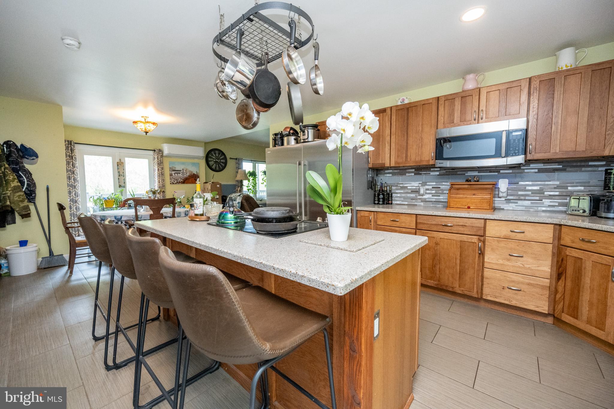 THE HIGHLANDS - Residential