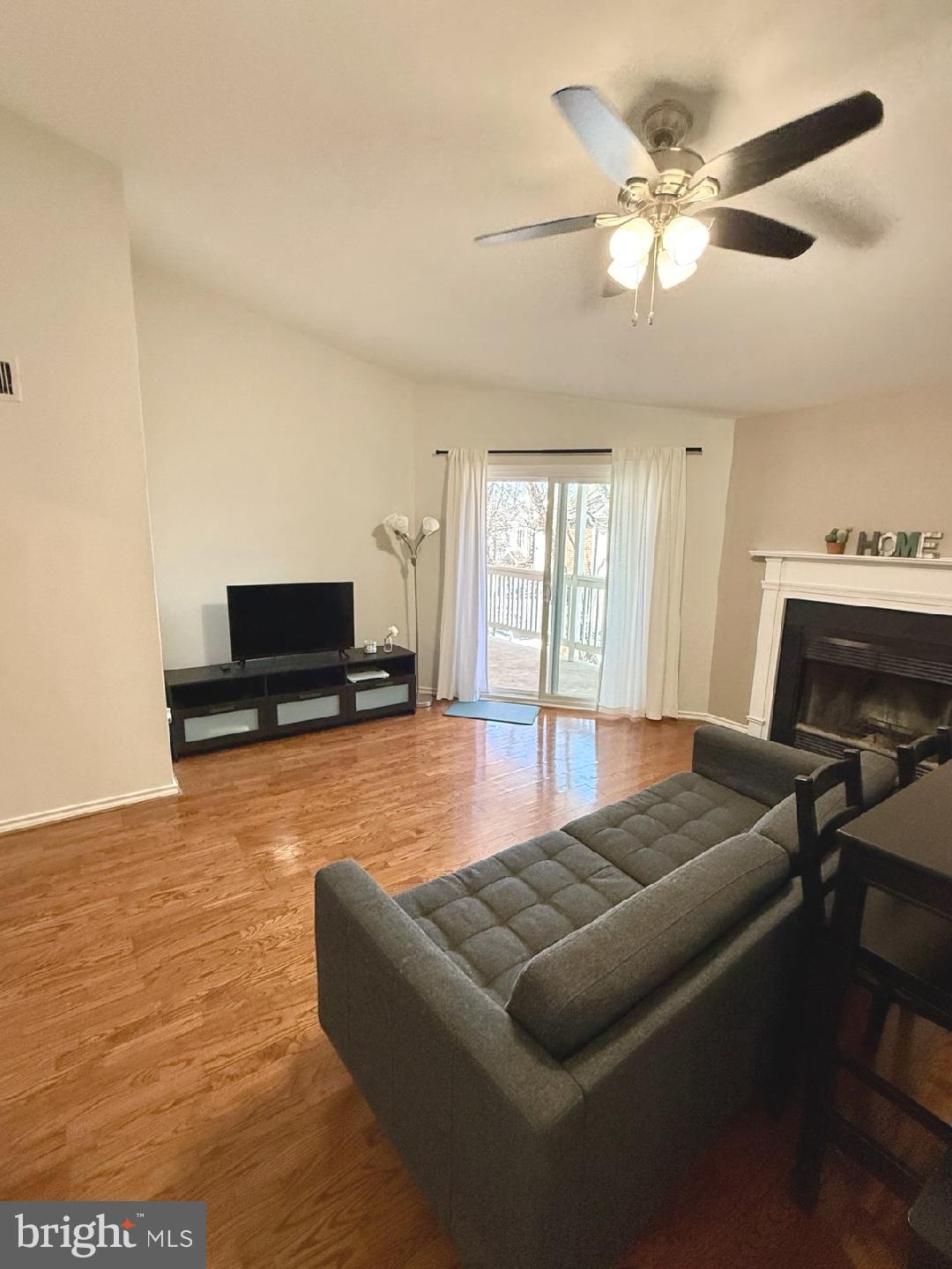 1532 LINCOLN WAY 304