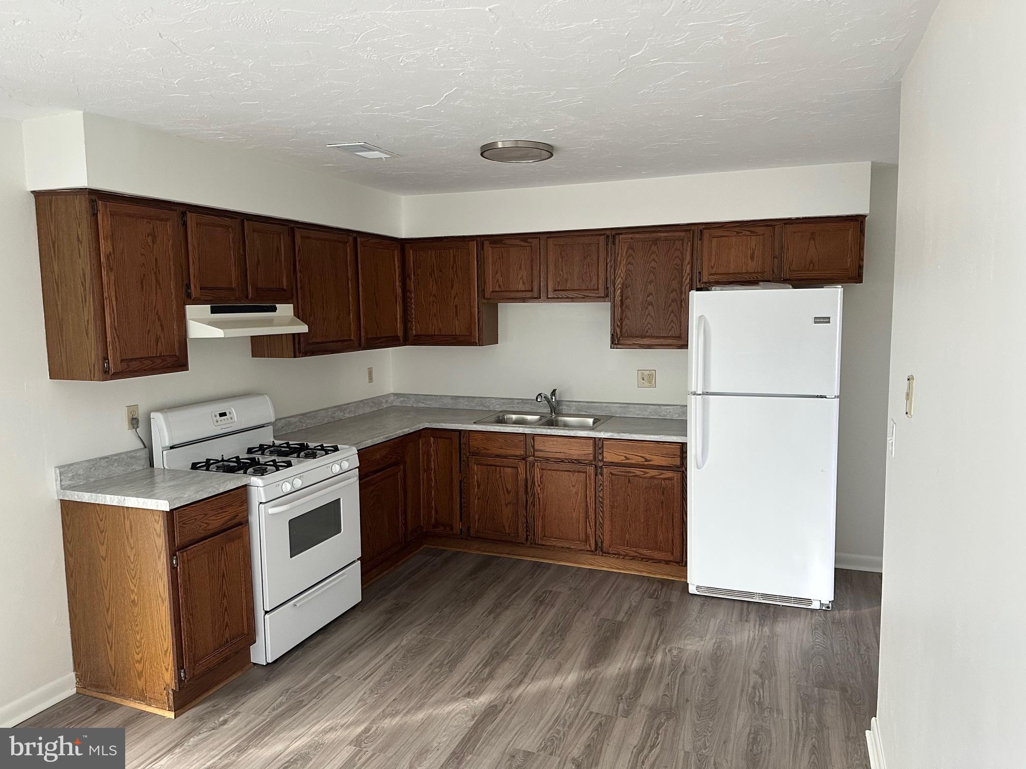 MCSHERRSTOWN - Residential