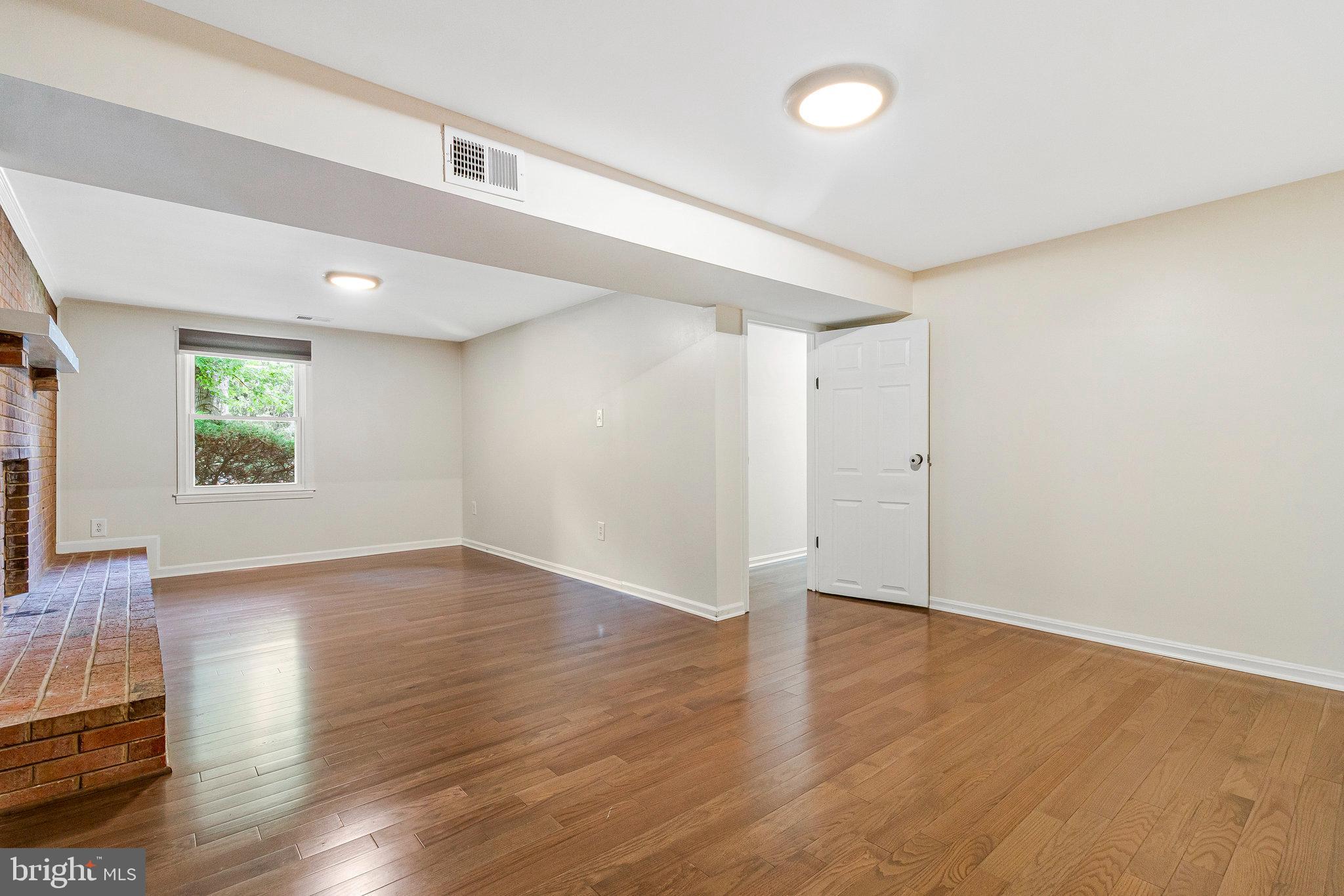 SARATOGA - Residential Lease