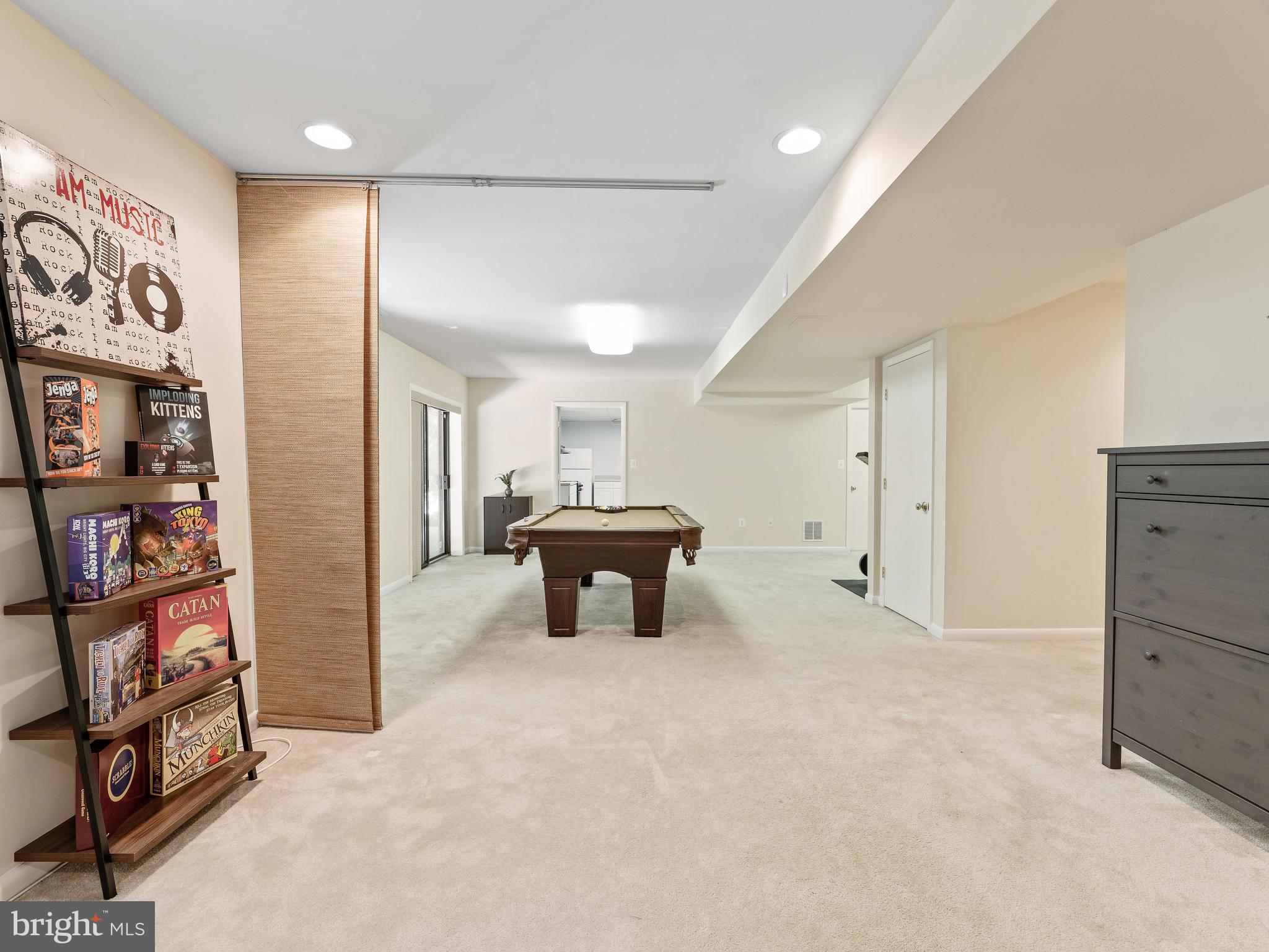 VILLAGE OF HICKORY RIDGE - Residential